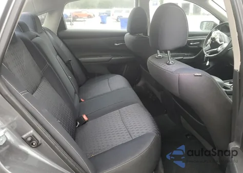 2017 Nissan Altima 2.5 z USA, uszkodzony, nr VIN 1N4AL3APXHN334551